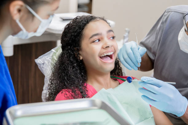 Best Broken or Cracked Tooth Emergency Dentist in Holyoke, CO